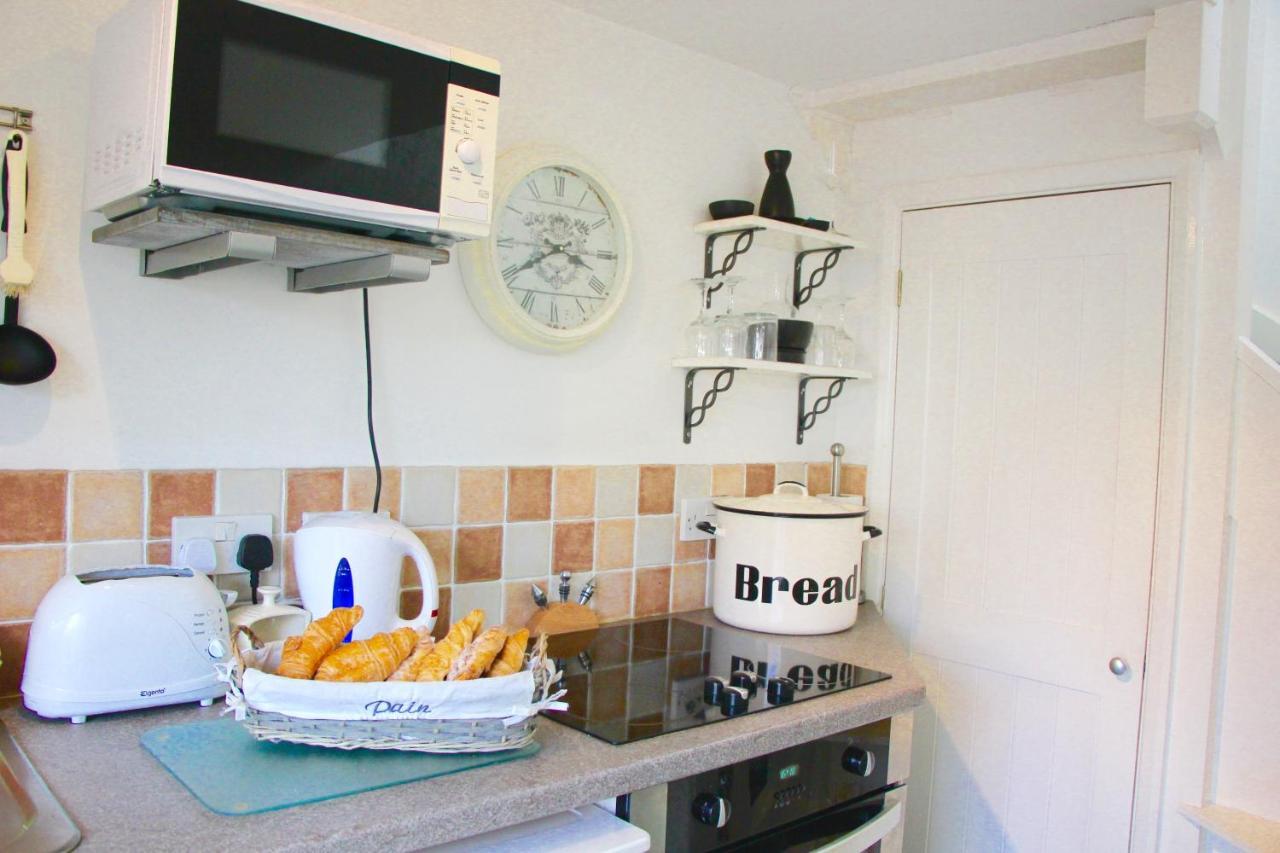 סאקסמונדהם Romantic Flint Cottage On The Suffolk Coast מראה חיצוני תמונה