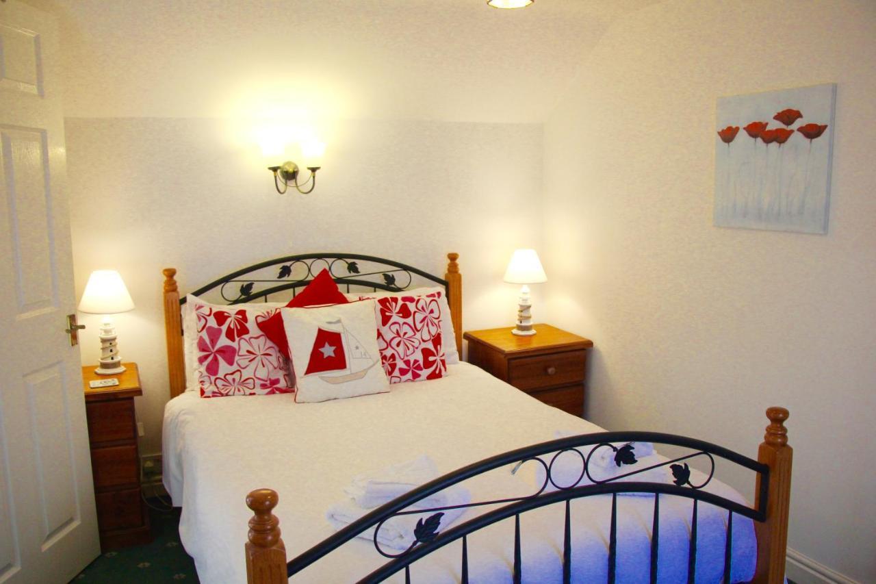 סאקסמונדהם Romantic Flint Cottage On The Suffolk Coast מראה חיצוני תמונה