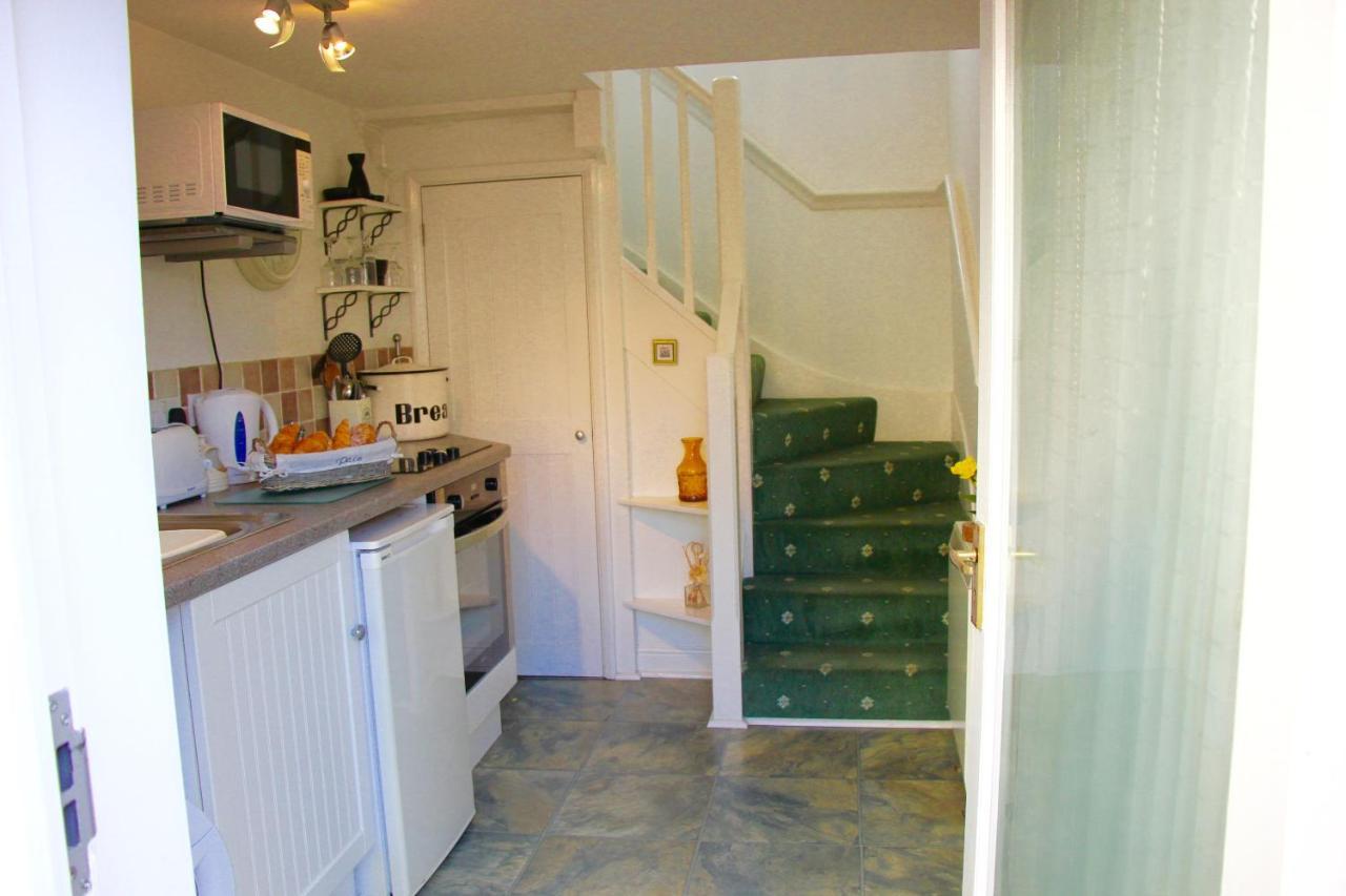 סאקסמונדהם Romantic Flint Cottage On The Suffolk Coast מראה חיצוני תמונה