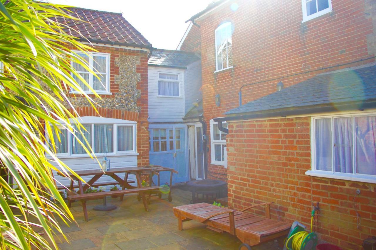 סאקסמונדהם Romantic Flint Cottage On The Suffolk Coast מראה חיצוני תמונה