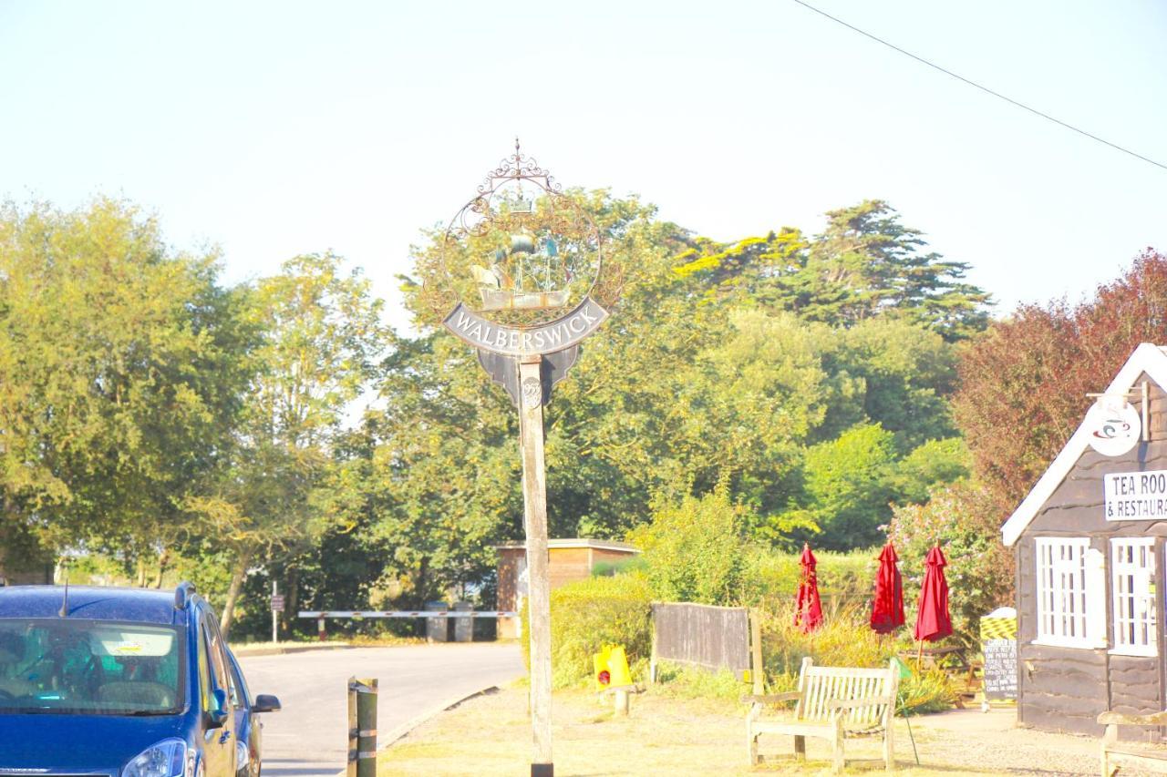 סאקסמונדהם Romantic Flint Cottage On The Suffolk Coast מראה חיצוני תמונה