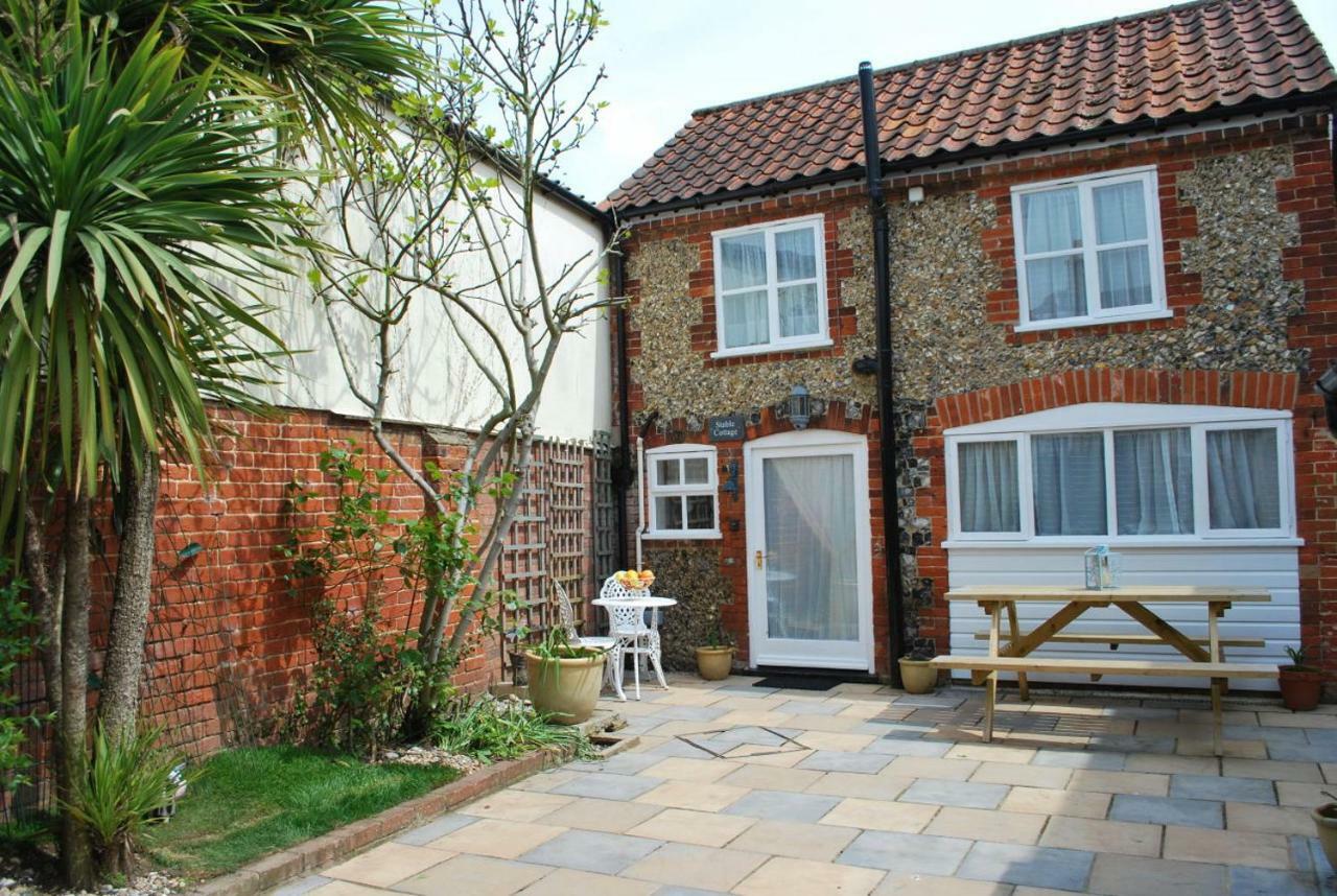 סאקסמונדהם Romantic Flint Cottage On The Suffolk Coast מראה חיצוני תמונה